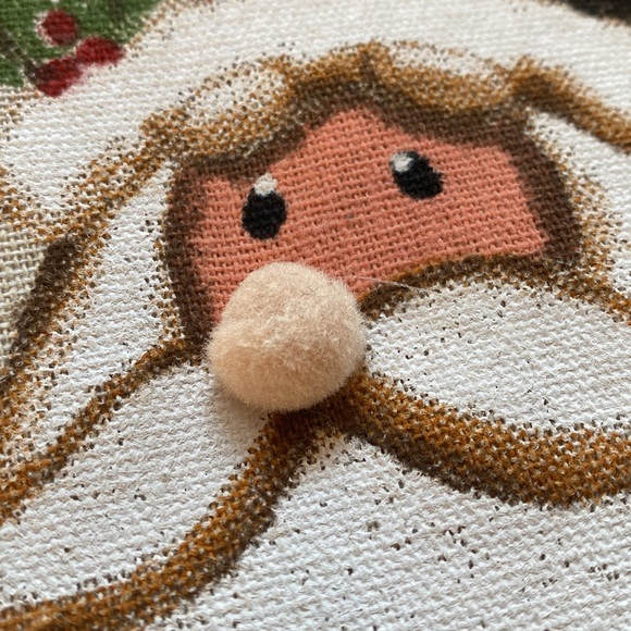 NWOT Santa table runner - Picture 8 of 11